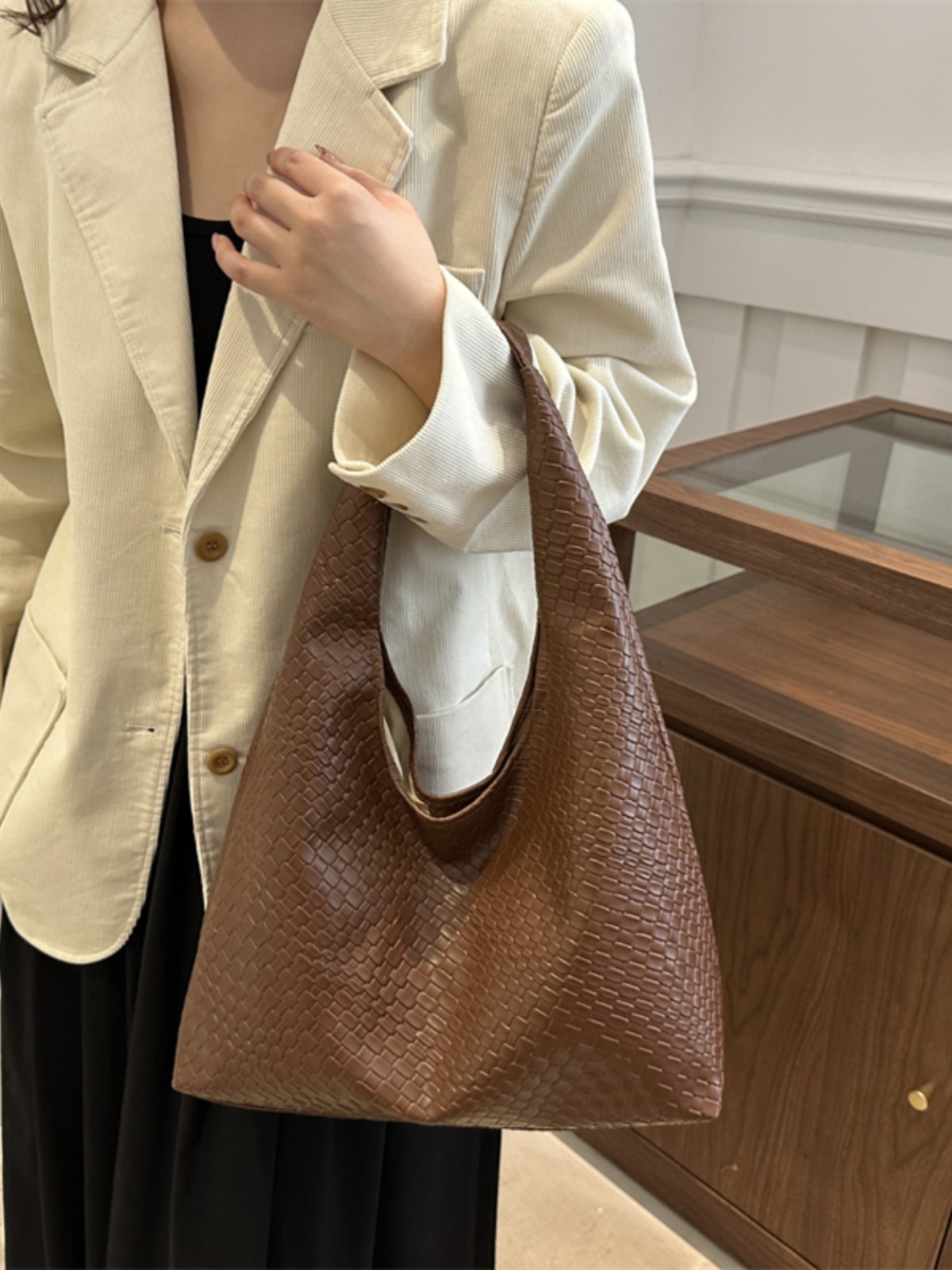Trendy Commuter Woven Tote Bag - Women'S Young Bags review and price